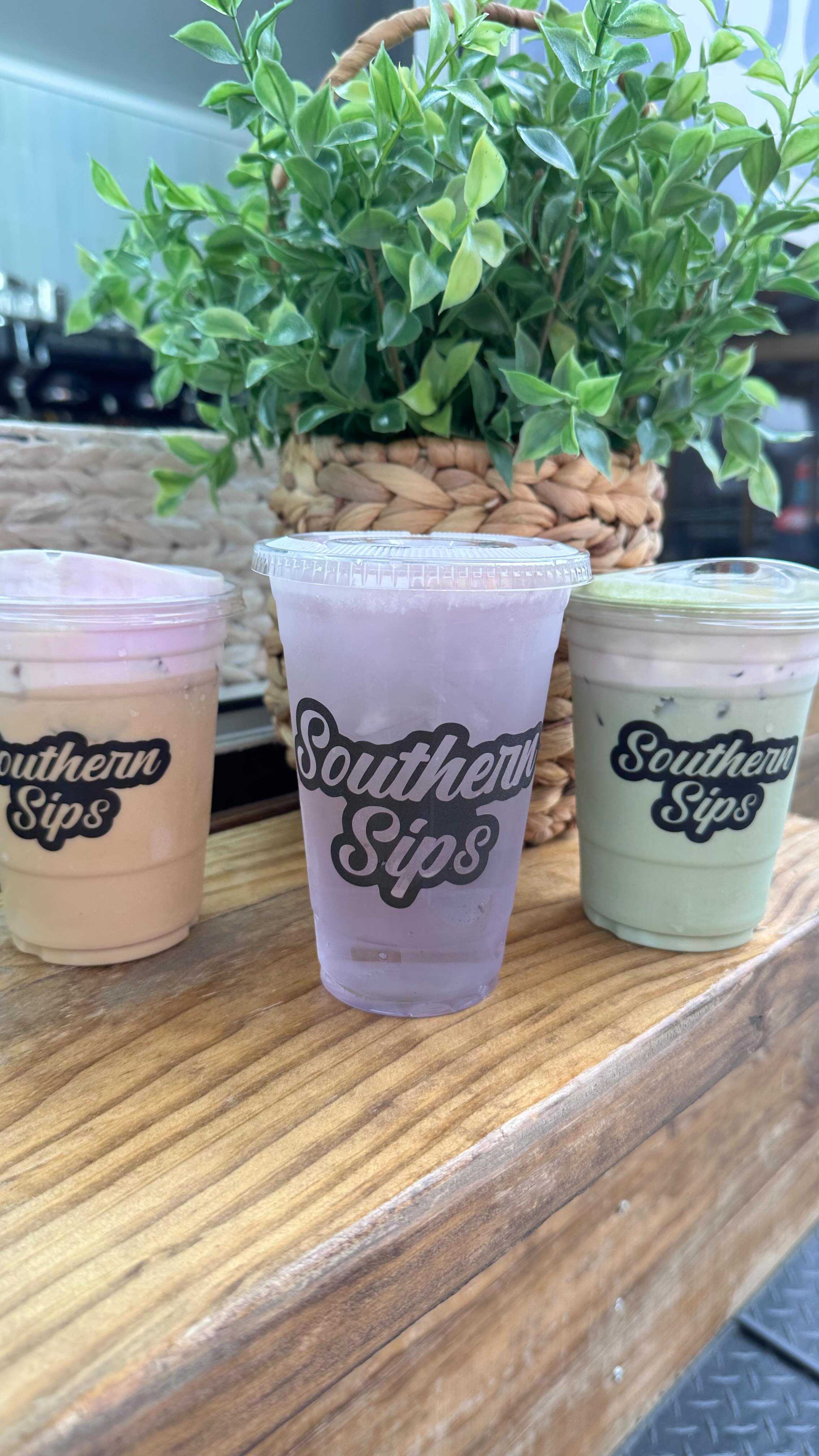 Spring menu is officially loading… 🫐🪻✨  Honey Lavender Lattes, Coconut Blueberry Matchas, and Lavender Vanilla Lotus are about to steal the show 🌸  Fresh. Floral. A little fruity. Just how spring should taste 💛  Come see us this week and try them first 👀☀️  #SpringMenu #NashvilleCoffee #CoffeeTrailer #HoneyLavender #MatchaLovers LotusEnergy SupportLocalTN WomenOwnedBusiness CoffeeTime BlueberryMatcha LavenderLover SmallBusinessLife NashvilleSmallBusiness CoffeeRun SpringVibes